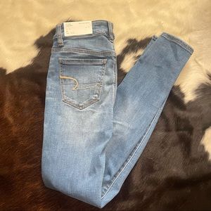 NWT American Eagle Hi Rise Jeans